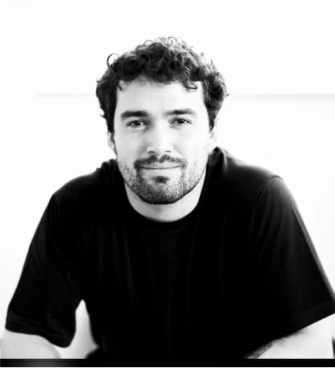 Black and white client portrait of Elliot Nicholl, co-founder at ORA Home for Utopia 360 Studio case study